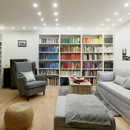 Appartement Downtown Island Of Peace By Nw à Budapest Extérieur photo