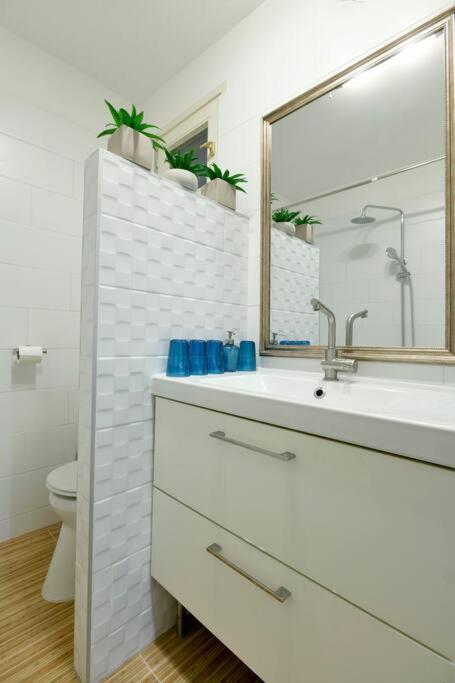 Appartement Downtown Island Of Peace By Nw à Budapest Extérieur photo